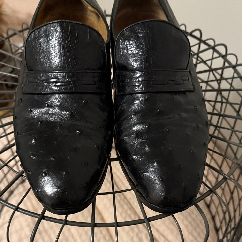 Moreschi Black Textured Leather Loafers - Picture 4 of 5